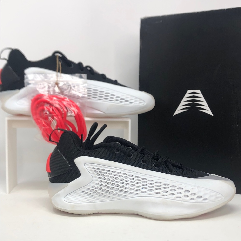 Adidas AE 1 Low (GS) White Black Red Youth Basketball Shoes-Size 6 No (R) Insole